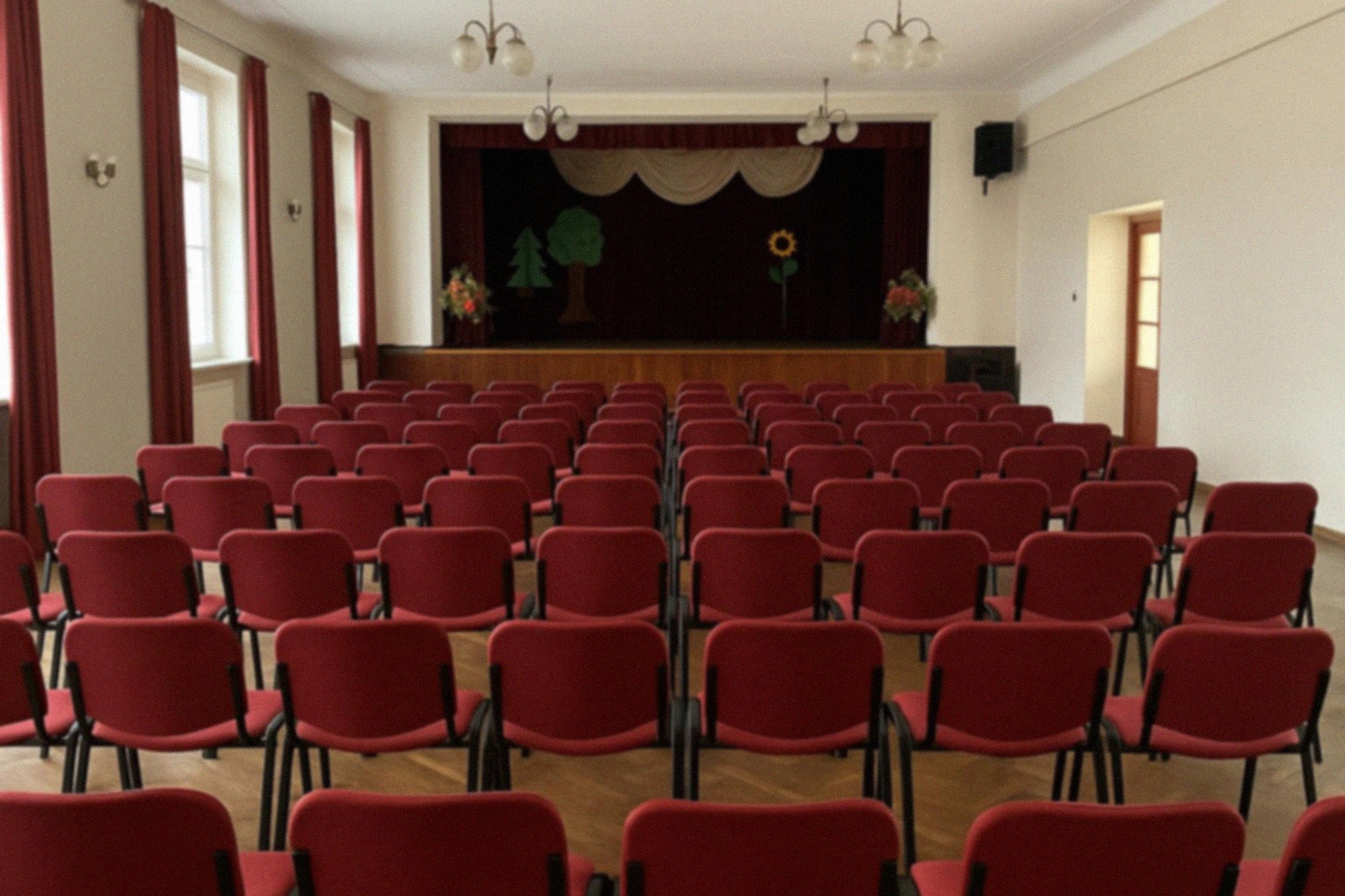 Wystawa „Sztuka łączy pokolenia” w Oświęcimskim Centrum Kultury